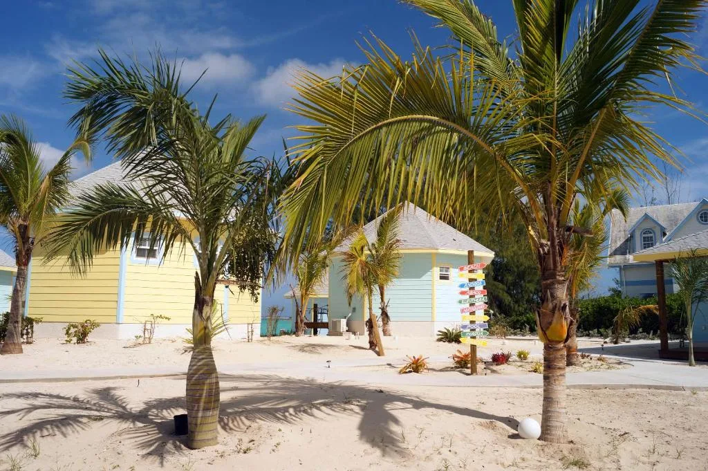 Paradise Bay Bahamas: another view