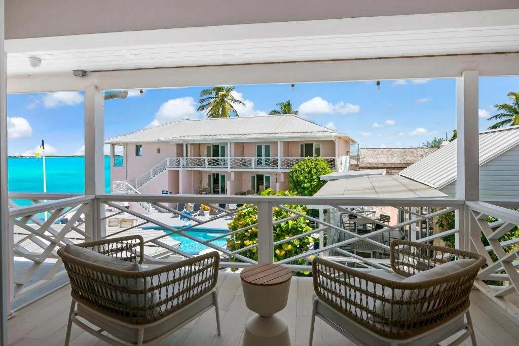 Peace & Plenty Resort: another view